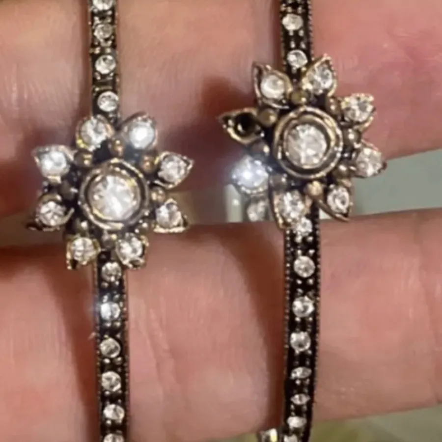 گوشواره گرد