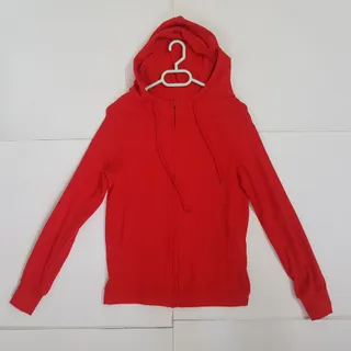 سویشرت نخی لطیف