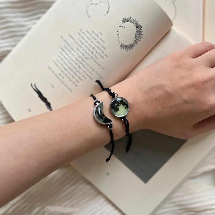 دستبند جفتی ماه