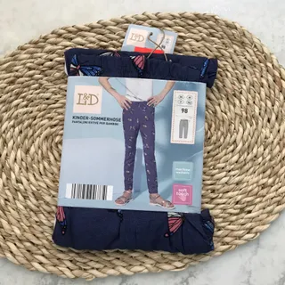 شلوار بچگانه