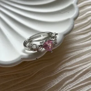 انگشتر قلب نگین صورتی