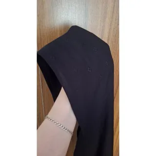 شال مشکی برند لویی ویتون