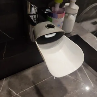 جلو آورده شیر روشویی