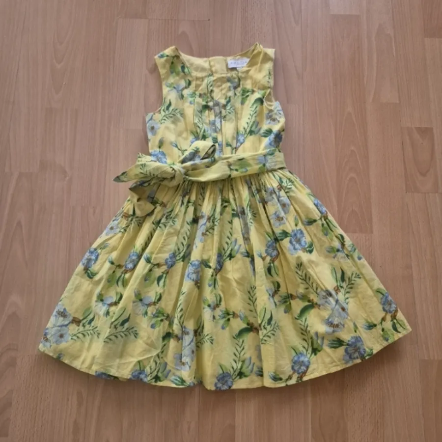 پیراهن سیگنیچر