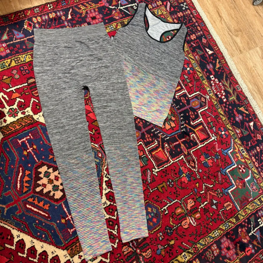 ست تاپ و لگ ورزشی