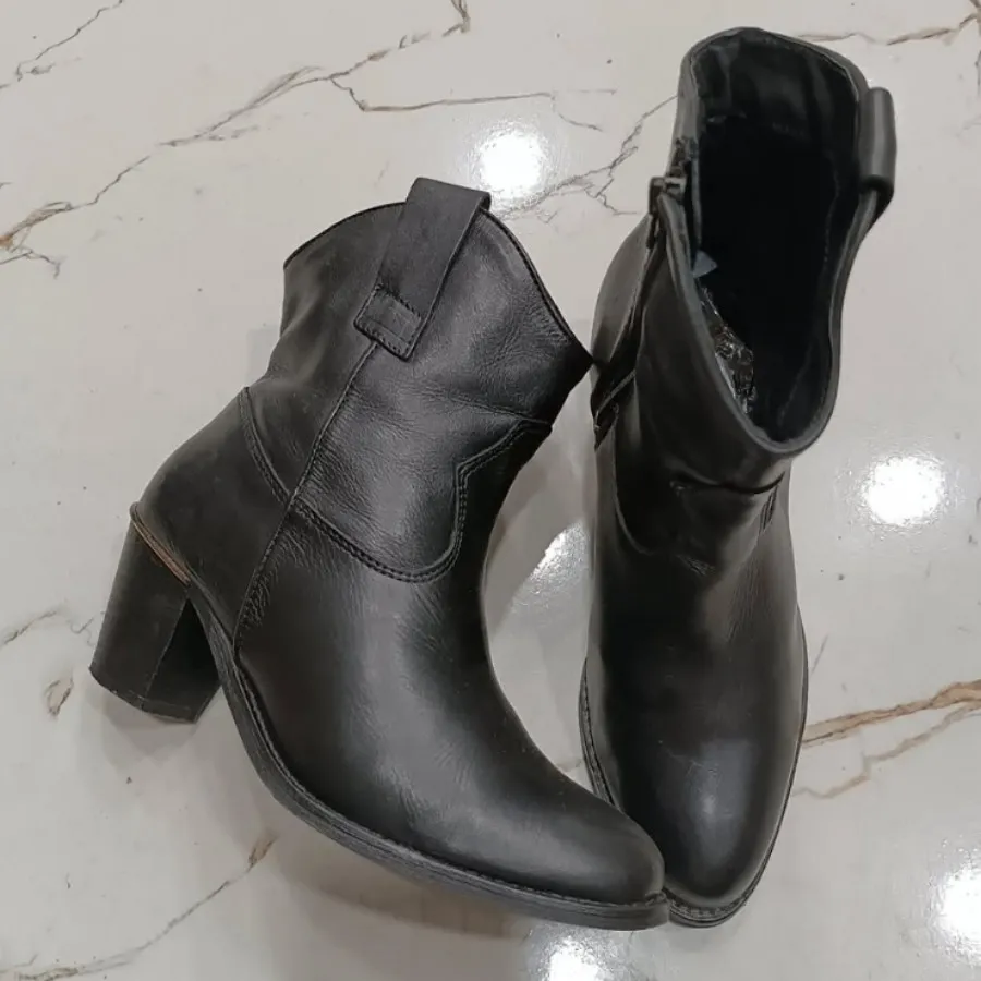 بوت زنانه اورجینال