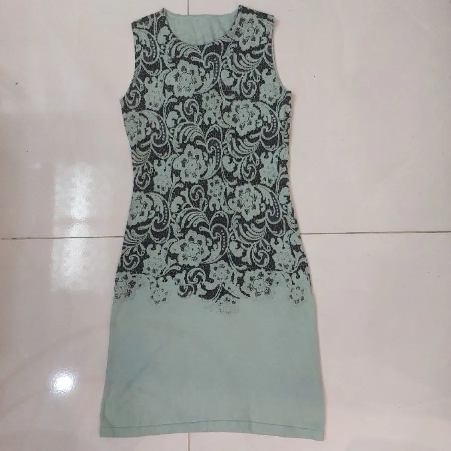 پیراهن بافت لطیف و نازک