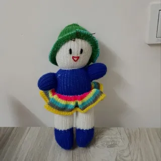 مجسمه عروسک