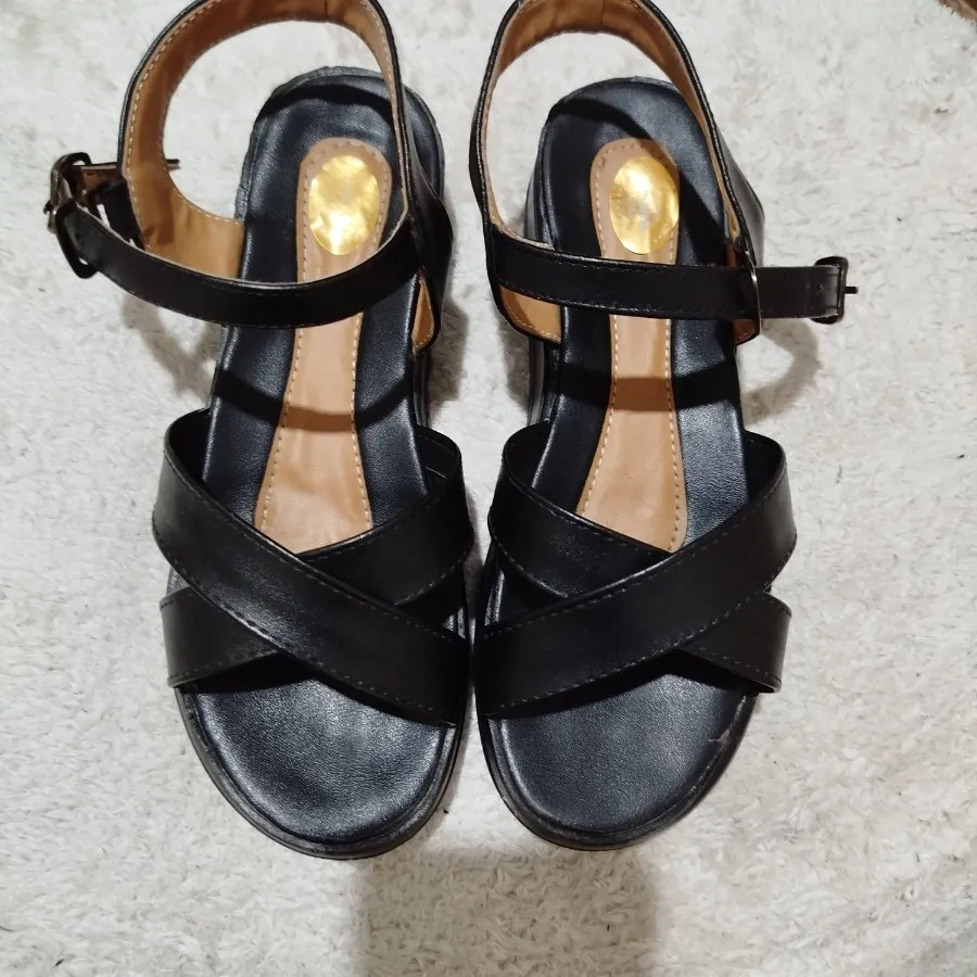 صندل مشکی زنانه سایز 37