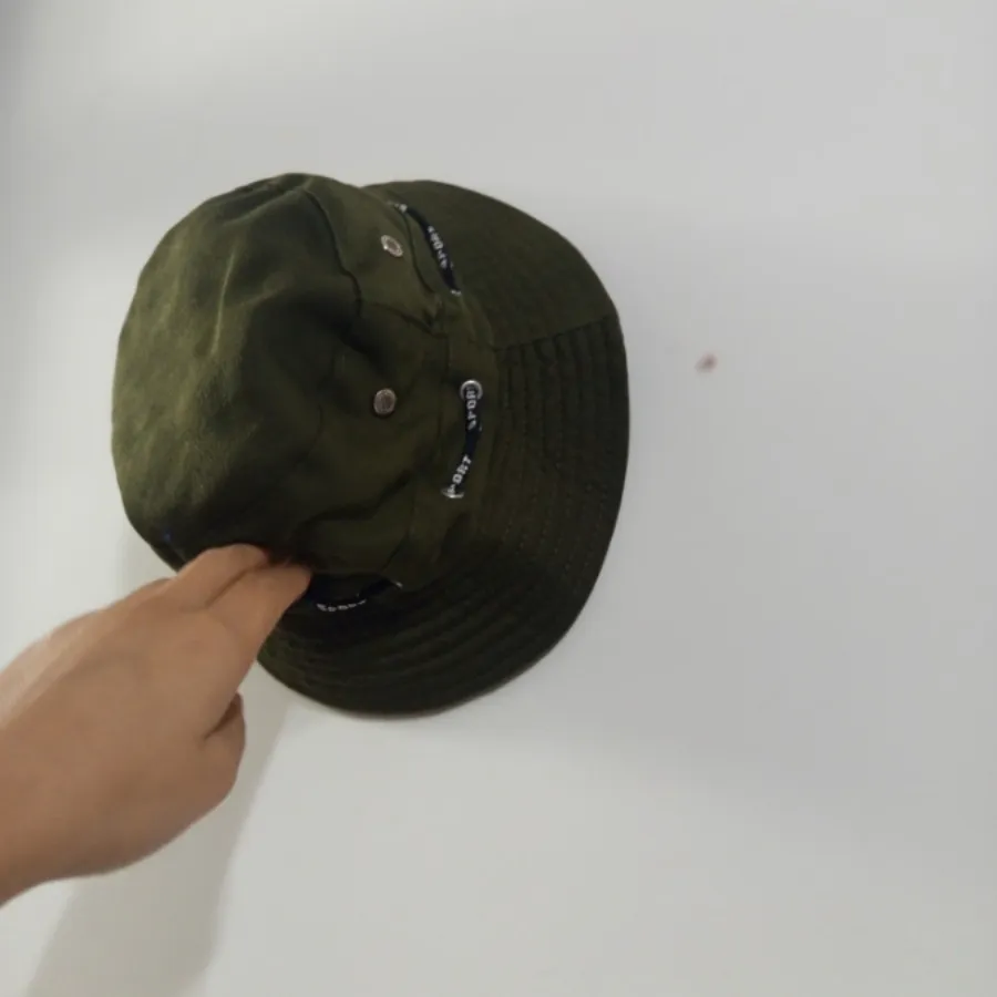 سه عدد کلاه