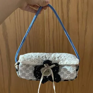 کیف خرید از هنرمند ایرانی