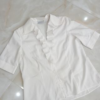 شومیز سفید
