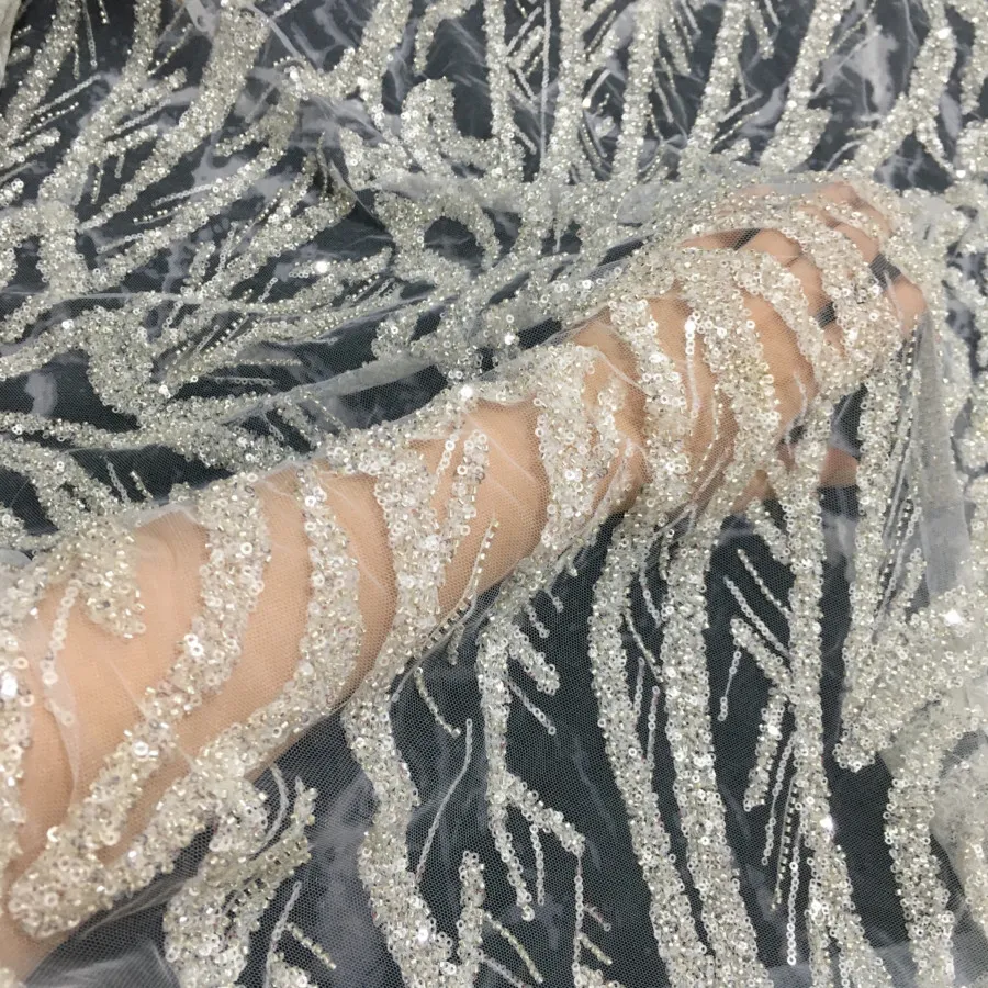 پارچه پولک‌دوزی