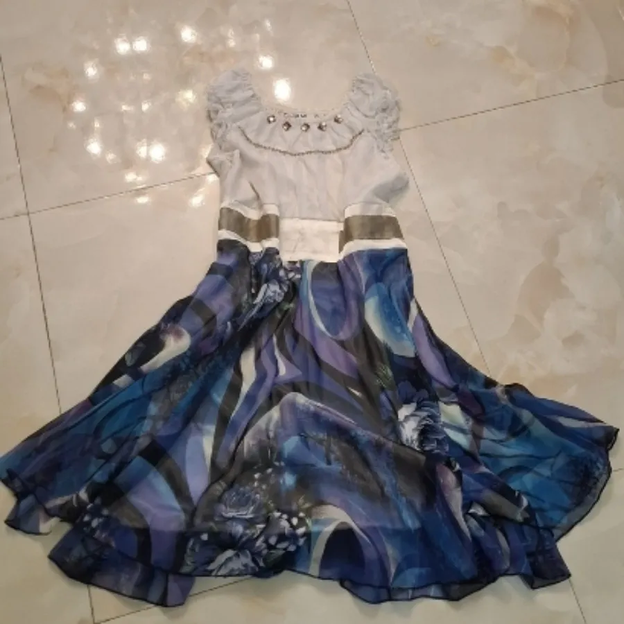 پیراهن دخترانه