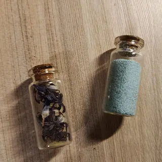 شیشه کوچک چوب پنبه