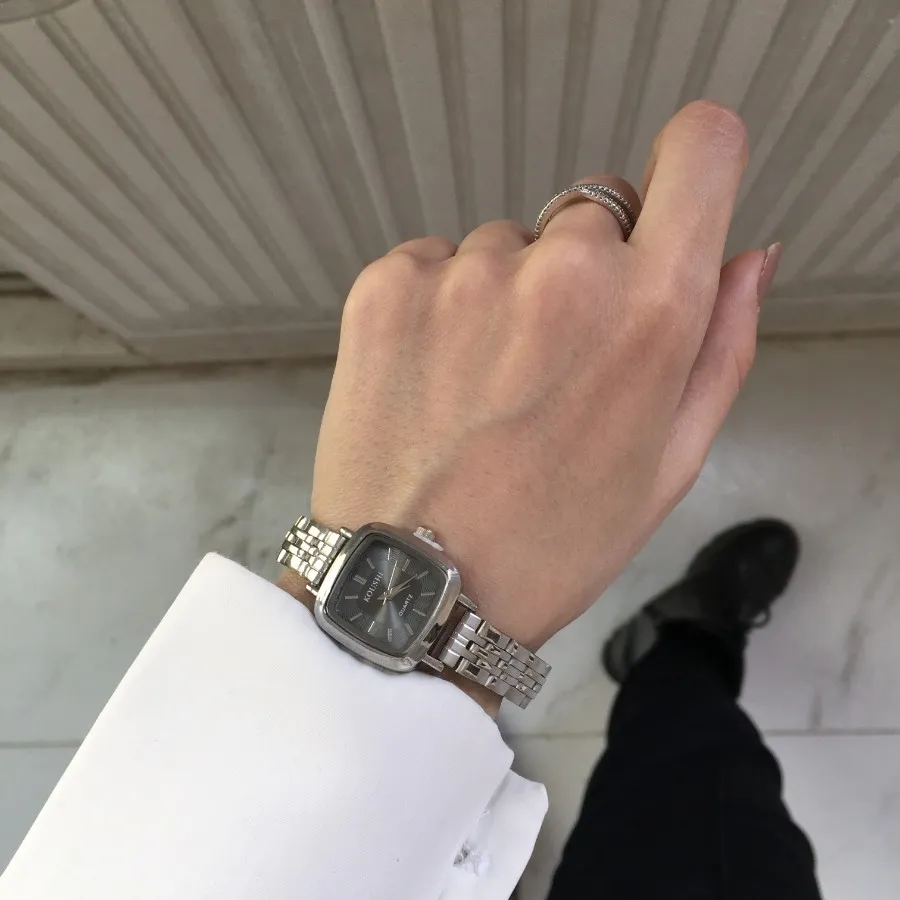 ساعت مچی کوشی مربعی ریز