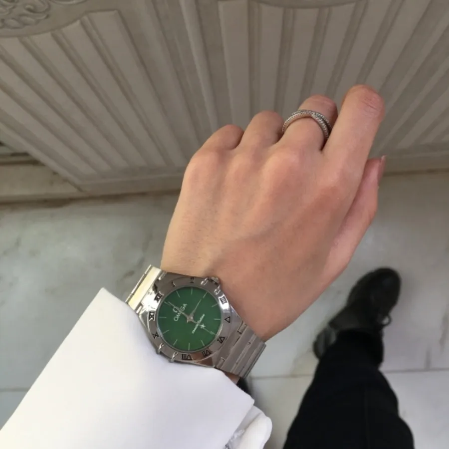 ساعت مچی زنانه امگا سبز