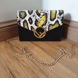 کیف تمام چرم فندی