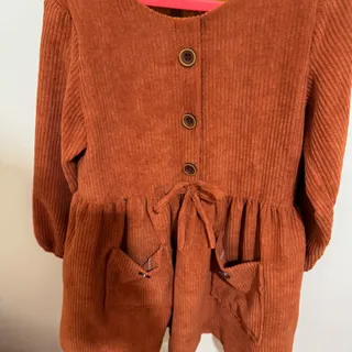 پیراهن دخترانه