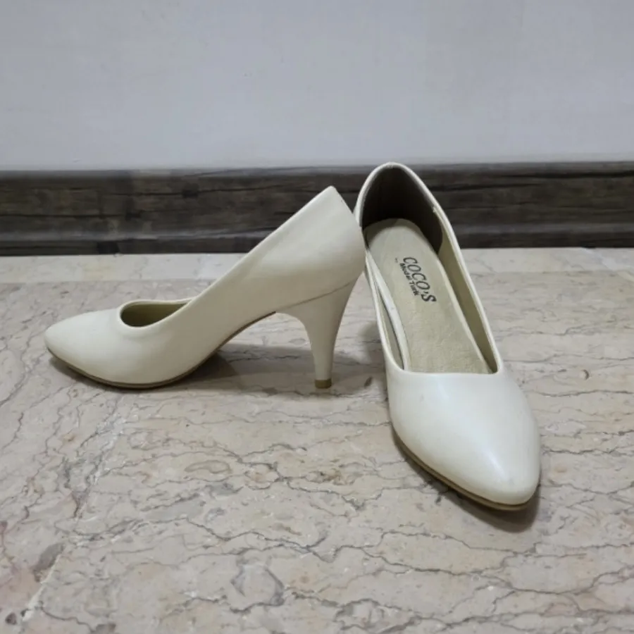 کفش مجلسی کرمی