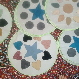 نمگیر پشت کار چرم