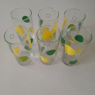 یک دست 6 عددی لیوان