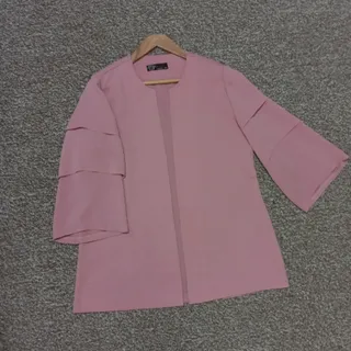 مانتو ورساچه