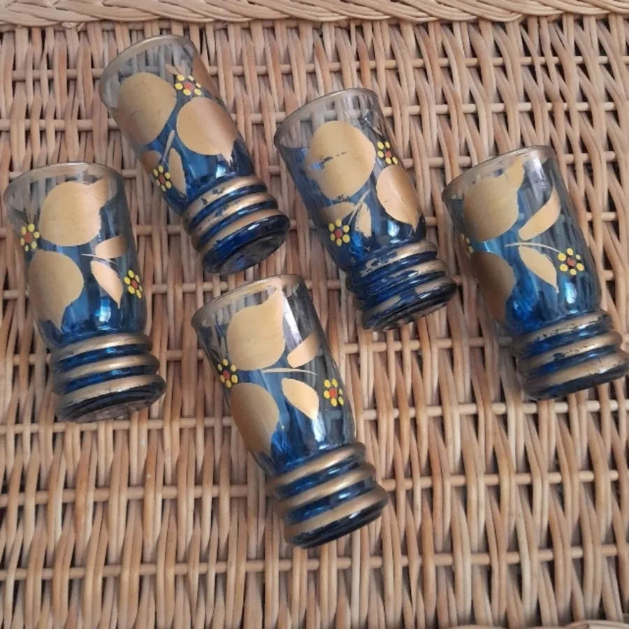 لیوان قدیمی