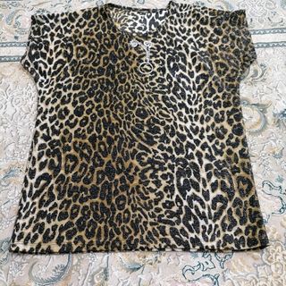 تیشرت شومیز