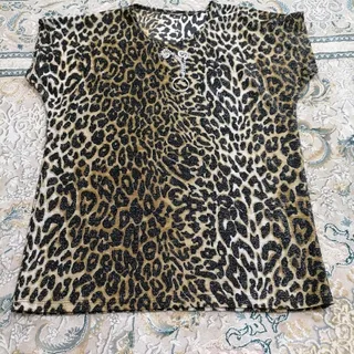 تیشرت شومیز
