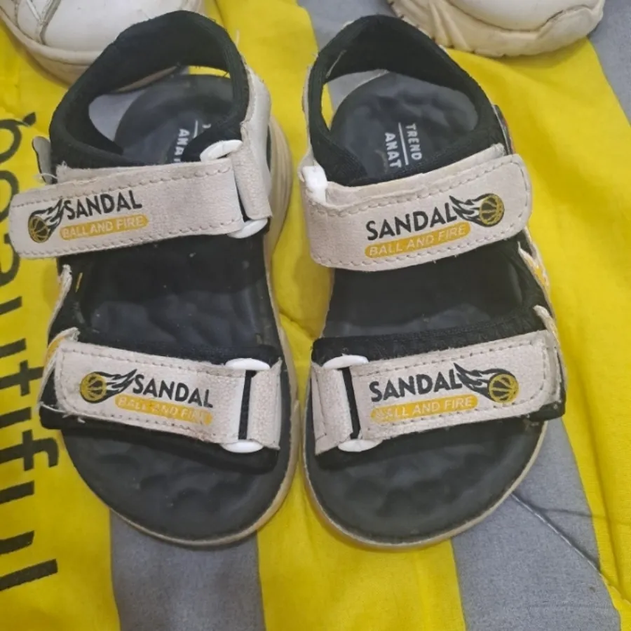 صندل بچگانه