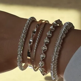 دستبند/بنگل