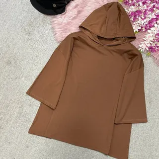 تیشرت کلاهدار