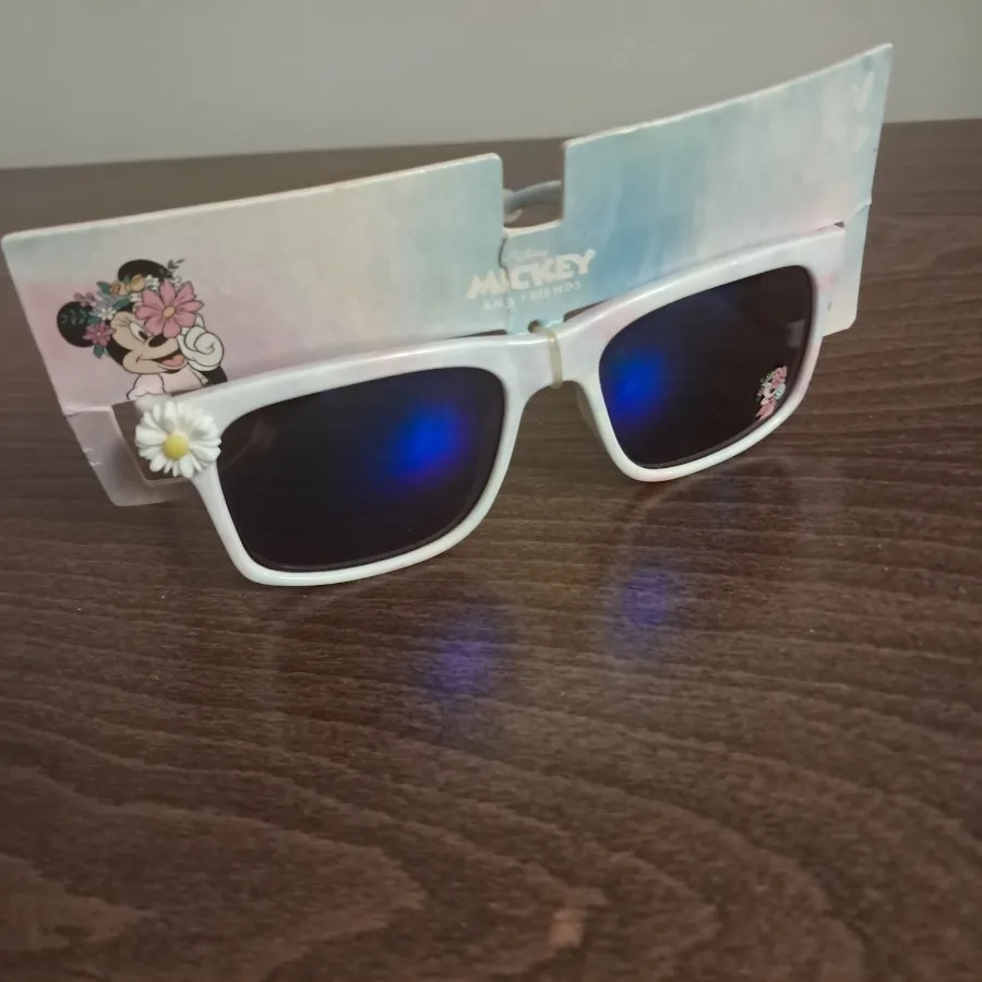 عینک آفتابی بچگانه