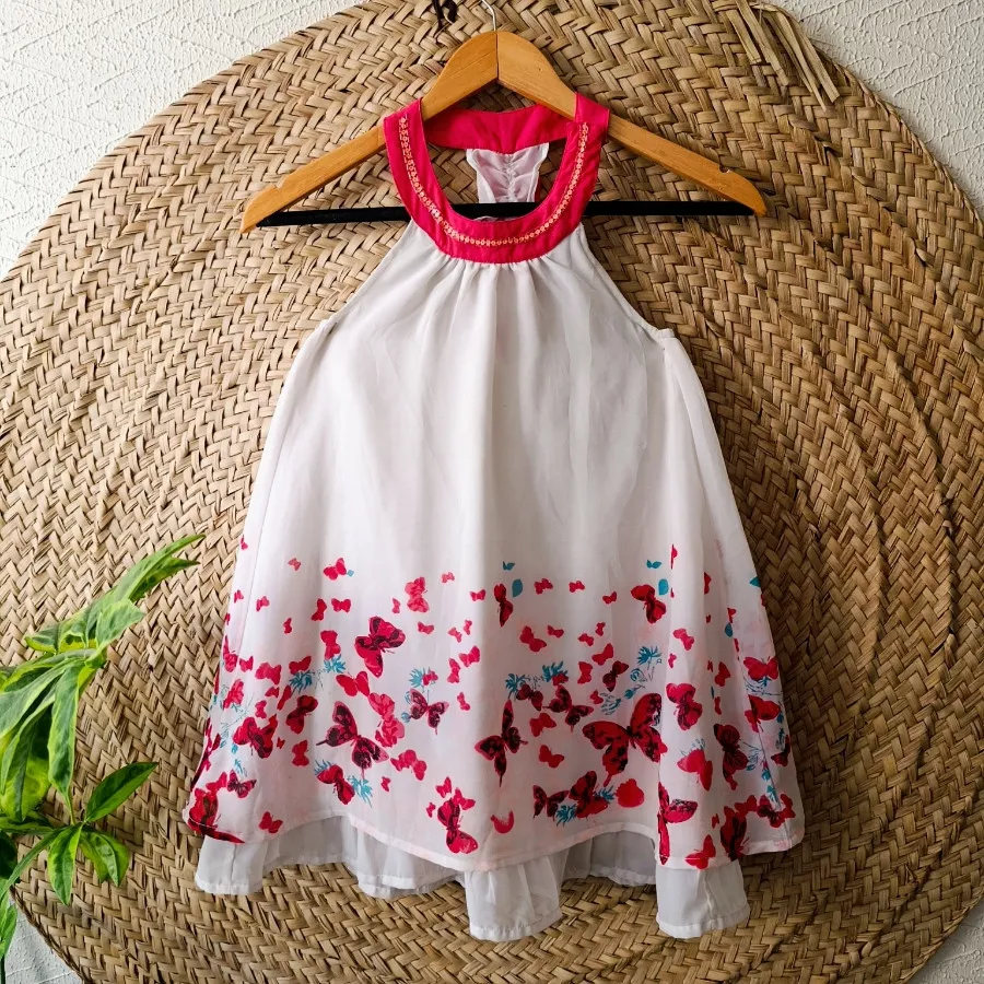 پیراهن دخترانه