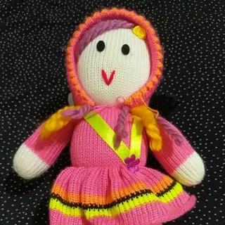 عروسک بافتنی