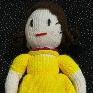 عروسک بافتنی دختر