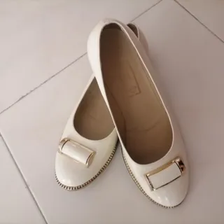 کفش کرمی روفرشی