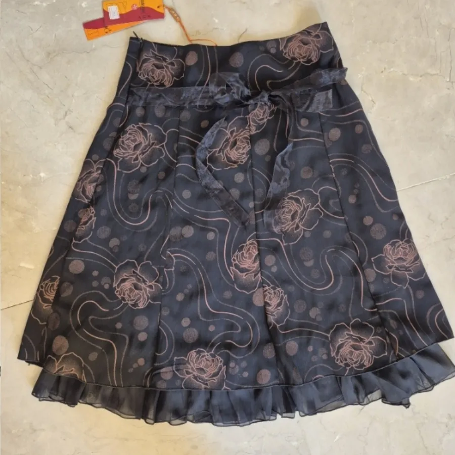 دامن کوتاه گلدار