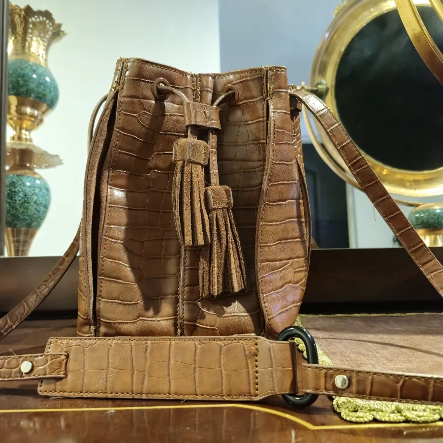 کیف منگو اسپانیا