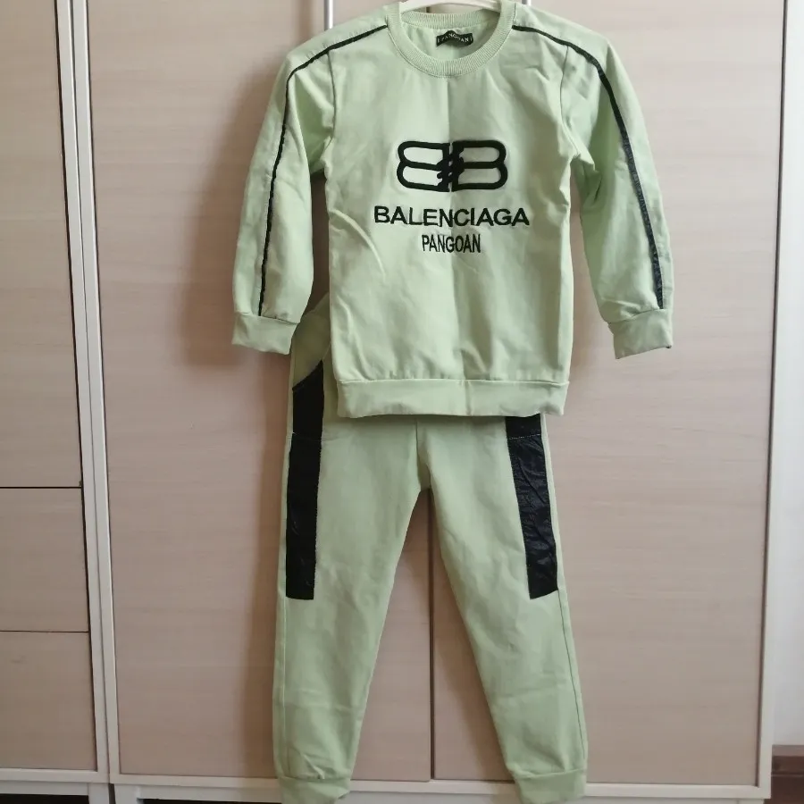 ست پیراهن و شلوار بچگانه