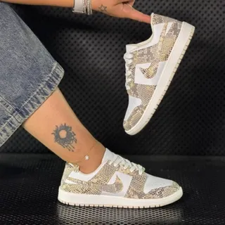 کفش کتونی نایک پوستماری