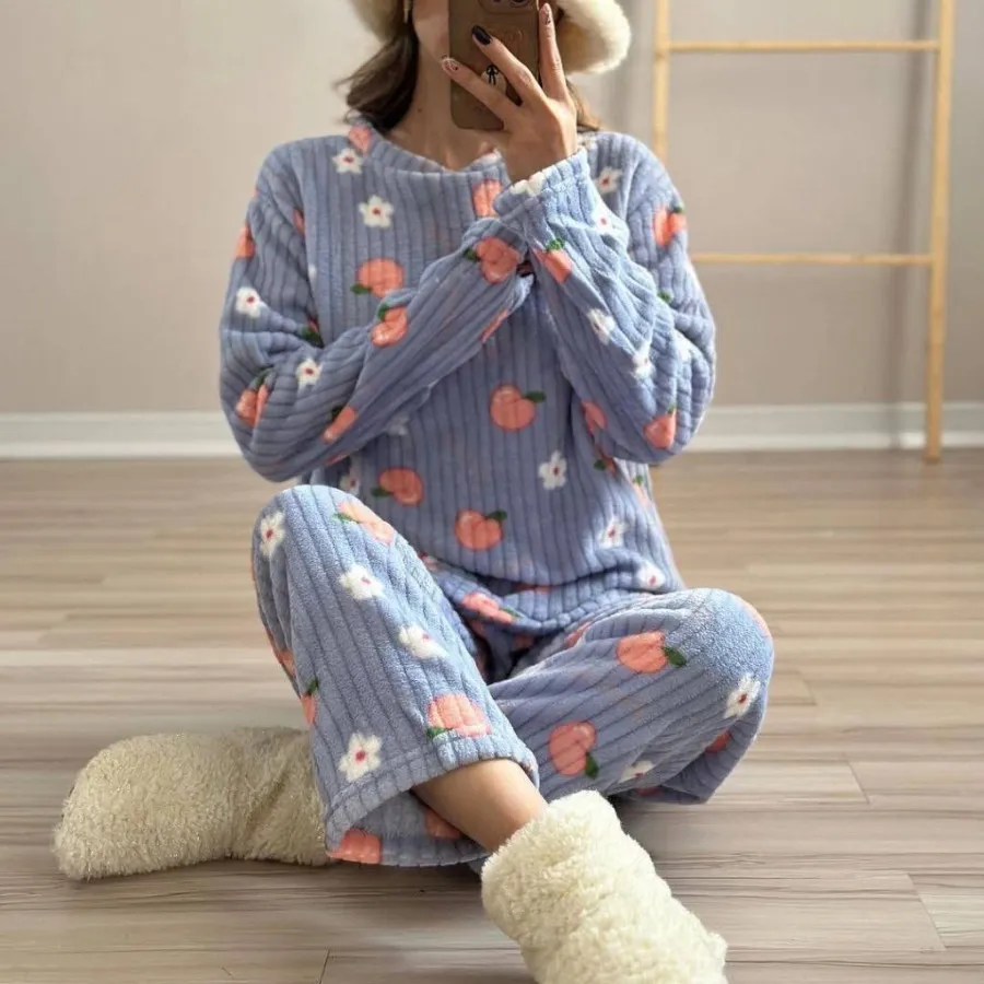 بلوزوشلوار تدی هلویی