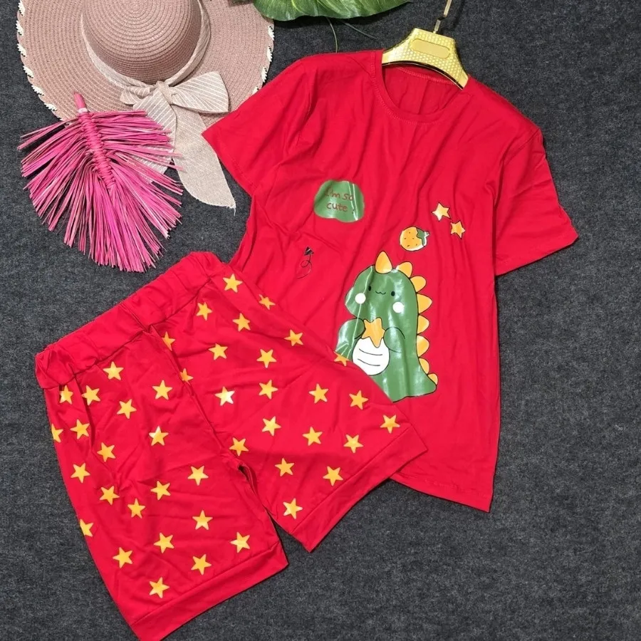 تیشرت و شلوارک