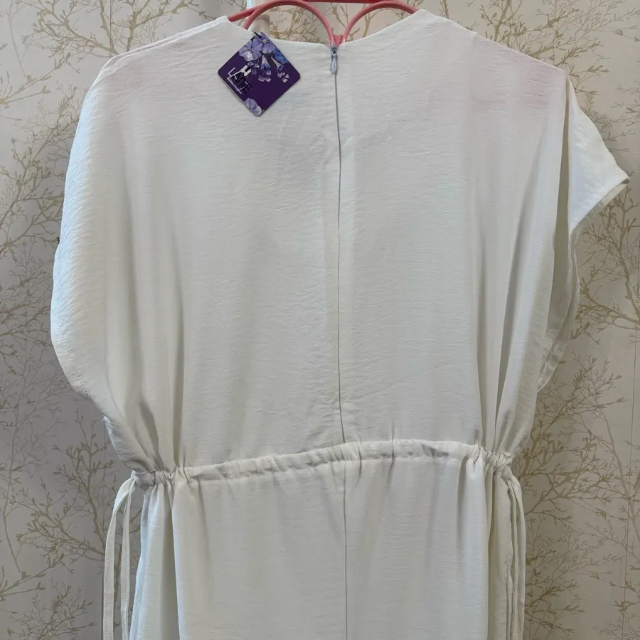 لباس سرهمی سفید