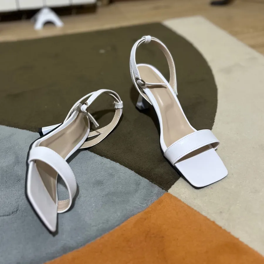 کفش پاشنه 7 سانت سفید