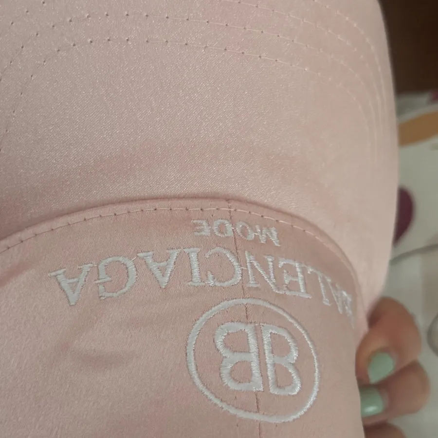 کلاه برند بالانسیاگا