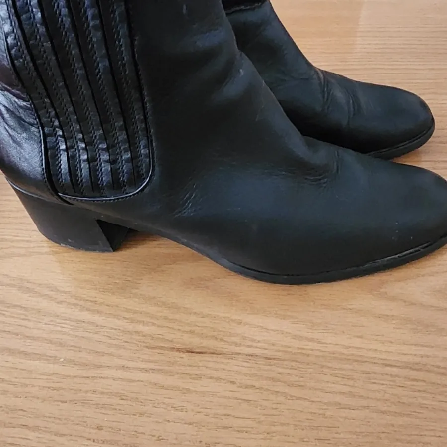 نیم بوت برند Hotic