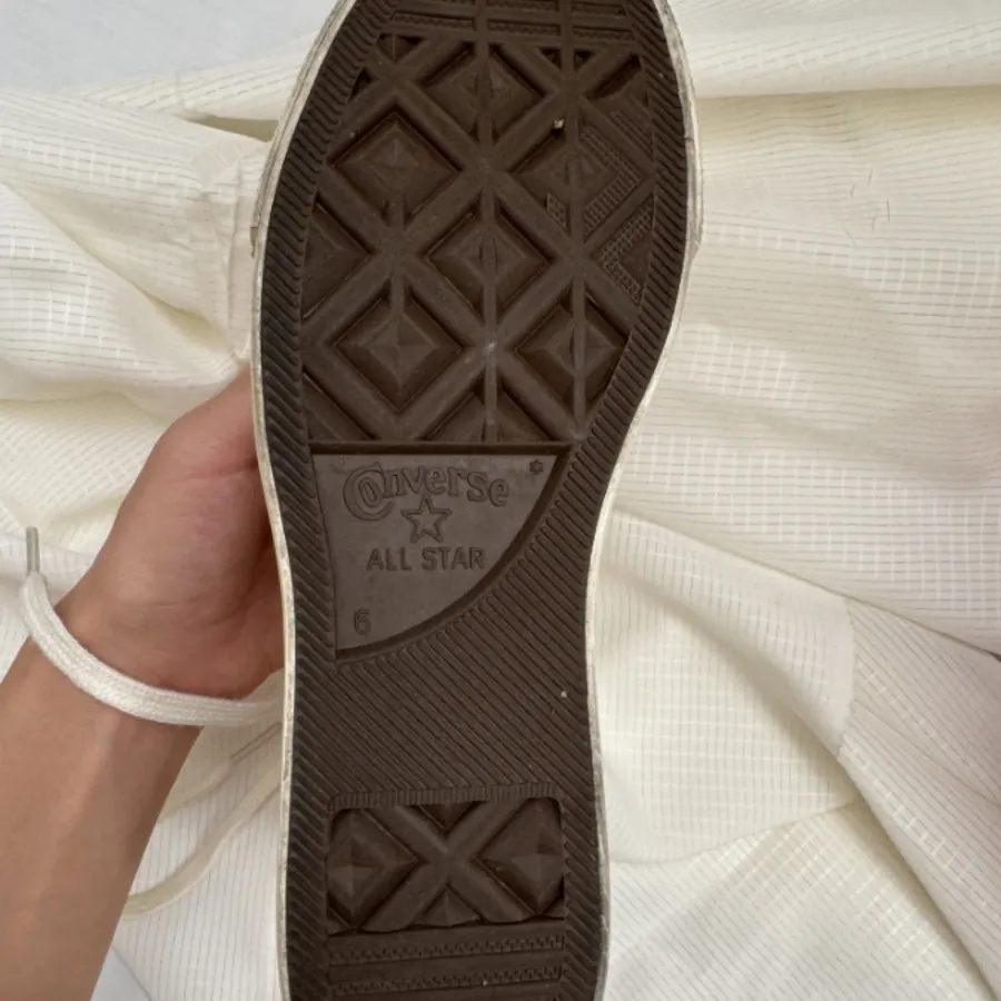 آلاستار ماه و خورشید