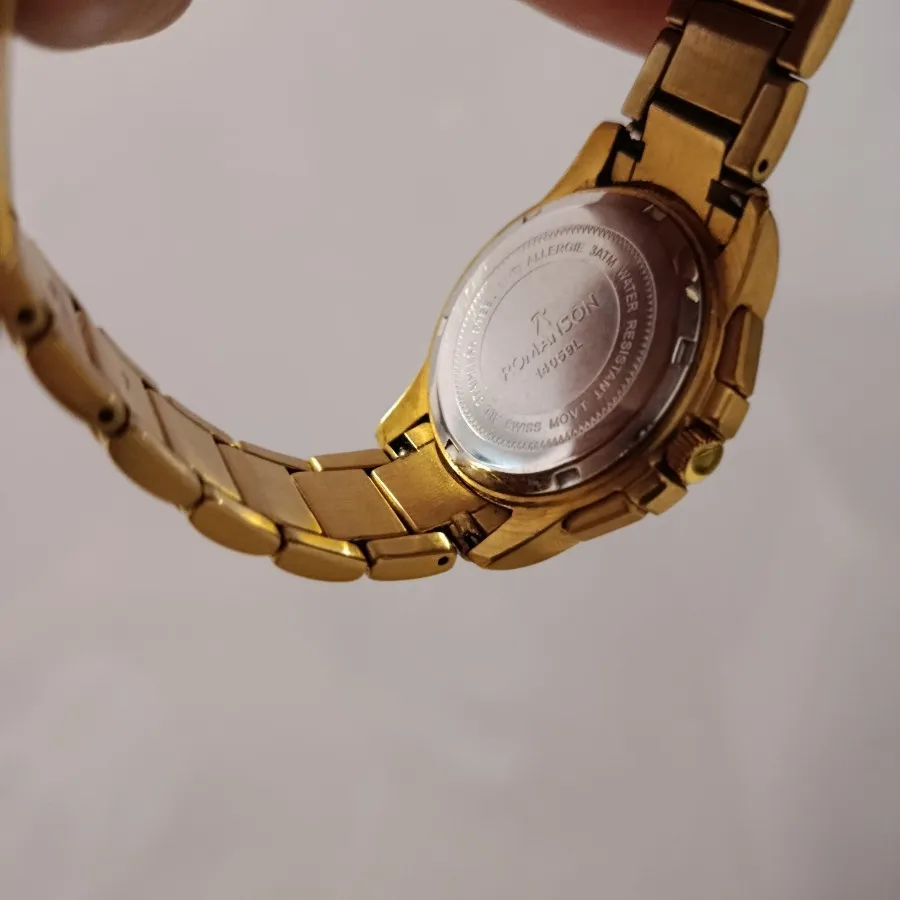 ساعت رومانسون